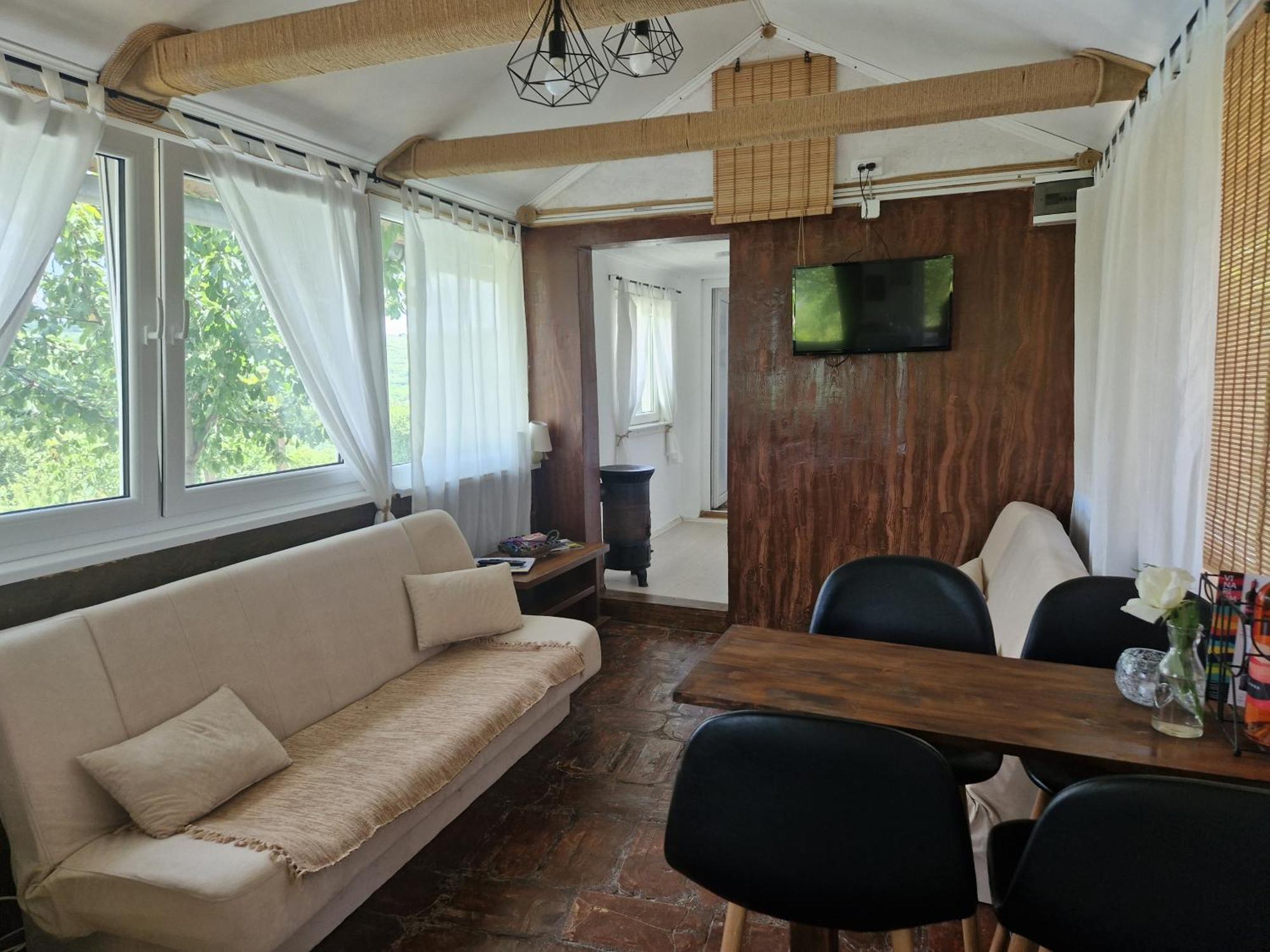 Sami Green House Banostor Buitenkant foto